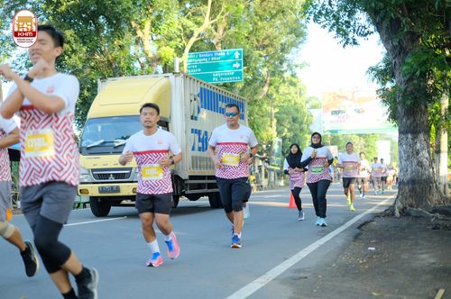 Race photo from Kediri Half Marathon 2024