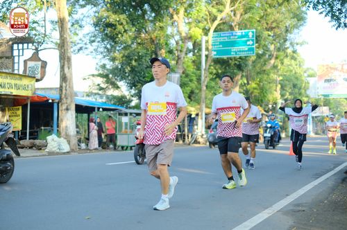 Race photo from Kediri Half Marathon 2024