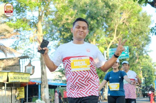 Race photo from Kediri Half Marathon 2024