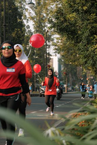 Race photo from Happy One Decade Unpad Runner