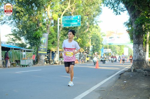 Race photo from Kediri Half Marathon 2024