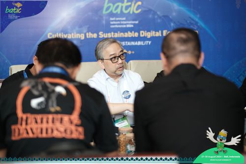 Race photo from Telin Batic 2024 Photo Search