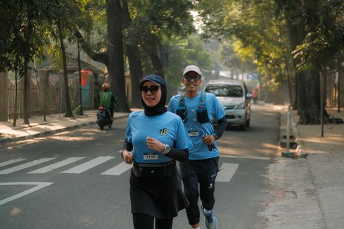 Race photo from Happy One Decade Unpad Runner
