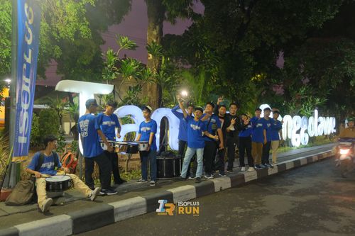 Race photo from Isoplus Run 2024 Surabaya