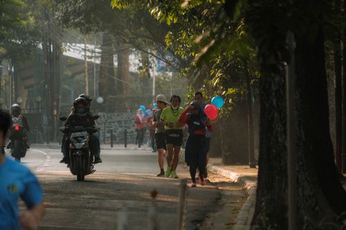 Race photo from Happy One Decade Unpad Runner