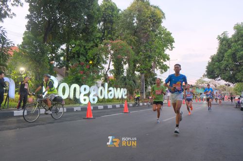 Race photo from Isoplus Run 2024 Surabaya