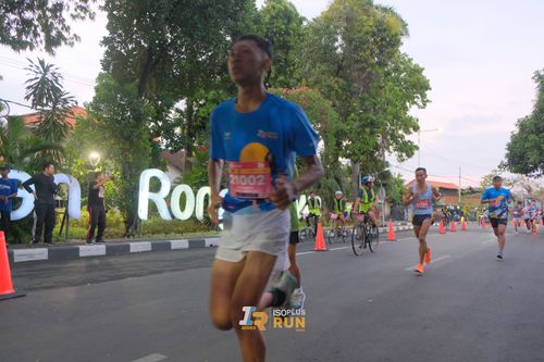 Race photo from Isoplus Run 2024 Surabaya