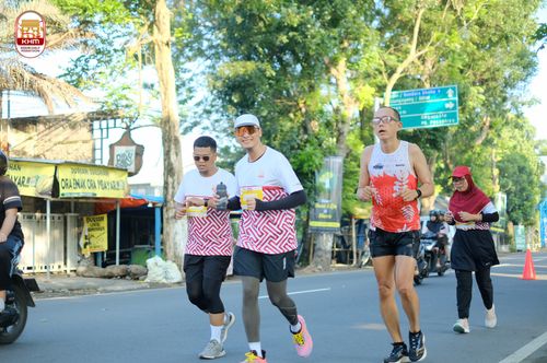Race photo from Kediri Half Marathon 2024