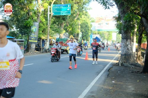 Race photo from Kediri Half Marathon 2024