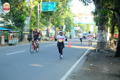 Race photo from Kediri Half Marathon 2024