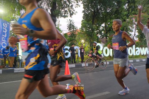 Race photo from Isoplus Run 2024 Surabaya