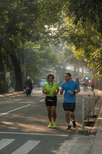 Race photo from Happy One Decade Unpad Runner