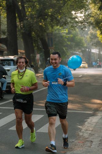 Race photo from Happy One Decade Unpad Runner