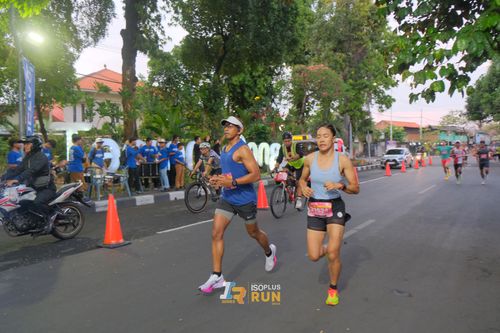 Race photo from Isoplus Run 2024 Surabaya