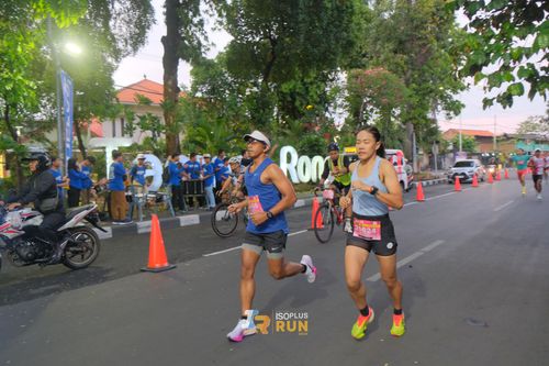 Race photo from Isoplus Run 2024 Surabaya