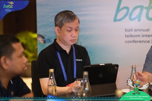 Race photo from Telin Batic 2024 Photo Search