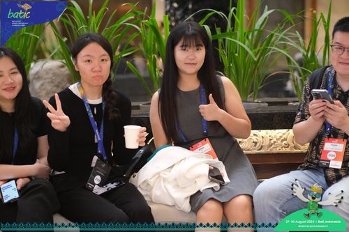 Race photo from Telin Batic 2024 Photo Search