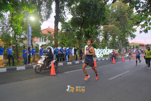 Race photo from Isoplus Run 2024 Surabaya