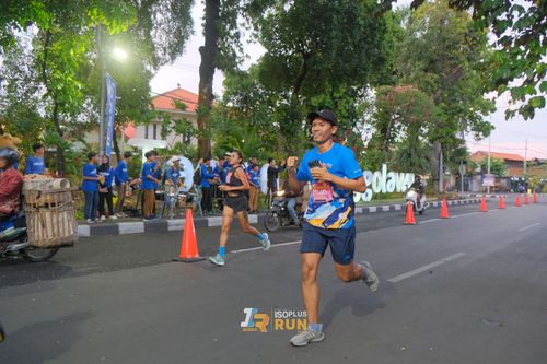 Race photo from Isoplus Run 2024 Surabaya