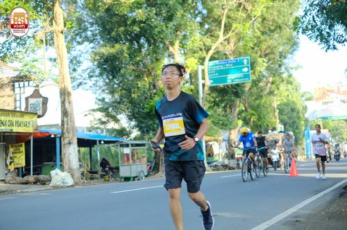 Race photo from Kediri Half Marathon 2024