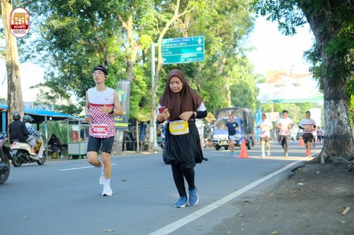 Race photo from Kediri Half Marathon 2024