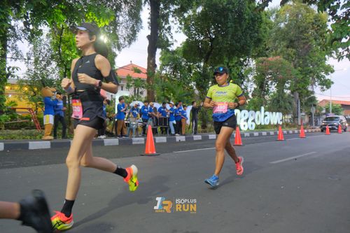 Race photo from Isoplus Run 2024 Surabaya