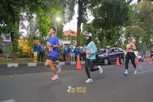 Race photo from Isoplus Run 2024 Surabaya