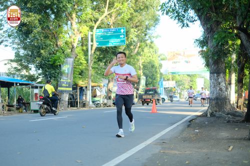 Race photo from Kediri Half Marathon 2024