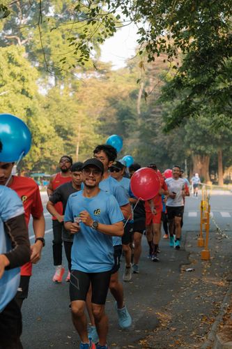 Race photo from Happy One Decade Unpad Runner