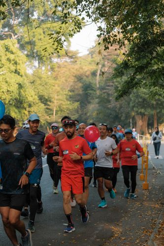Race photo from Happy One Decade Unpad Runner
