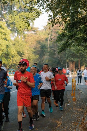 Race photo from Happy One Decade Unpad Runner