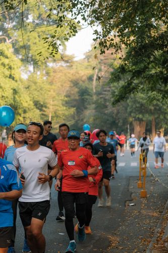 Race photo from Happy One Decade Unpad Runner
