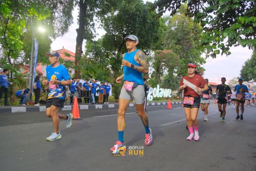 Race photo from Isoplus Run 2024 Surabaya