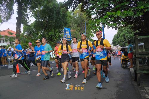 Race photo from Isoplus Run 2024 Surabaya