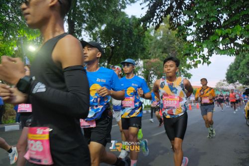 Race photo from Isoplus Run 2024 Surabaya