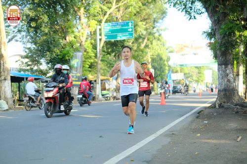 Race photo from Kediri Half Marathon 2024