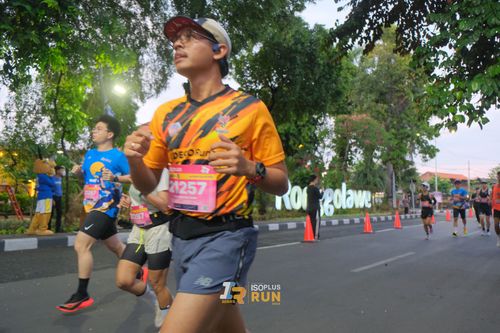 Race photo from Isoplus Run 2024 Surabaya