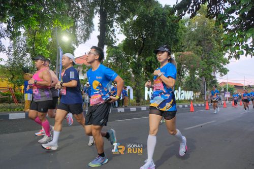 Race photo from Isoplus Run 2024 Surabaya