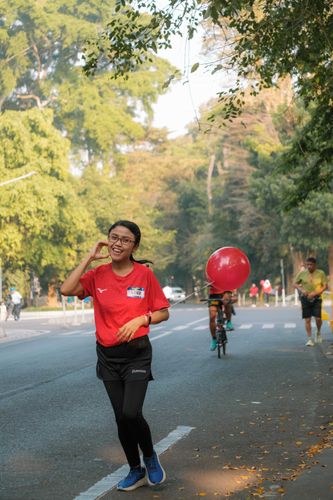 Race photo from Happy One Decade Unpad Runner