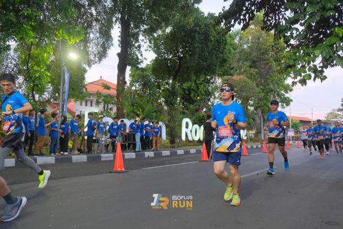 Race photo from Isoplus Run 2024 Surabaya