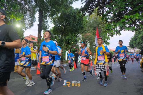 Race photo from Isoplus Run 2024 Surabaya