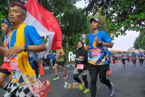 Race photo from Isoplus Run 2024 Surabaya