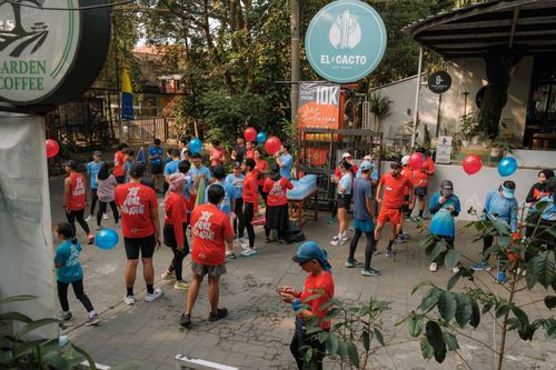 Race photo from Happy One Decade Unpad Runner