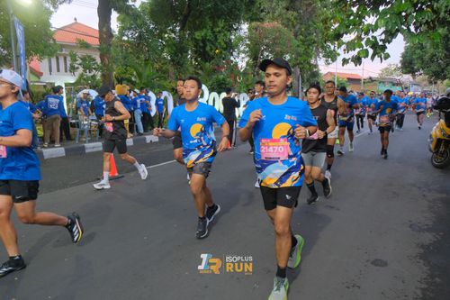 Race photo from Isoplus Run 2024 Surabaya