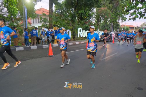 Race photo from Isoplus Run 2024 Surabaya