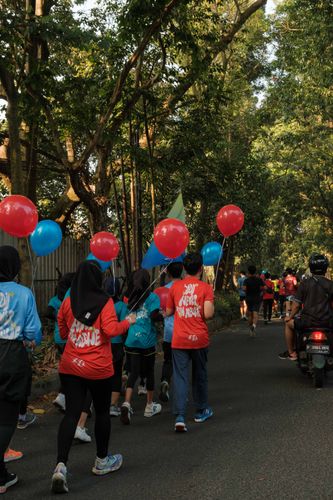 Race photo from Happy One Decade Unpad Runner