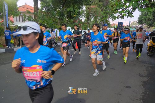 Race photo from Isoplus Run 2024 Surabaya