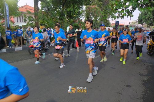 Race photo from Isoplus Run 2024 Surabaya