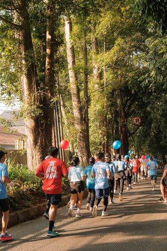 Race photo from Happy One Decade Unpad Runner
