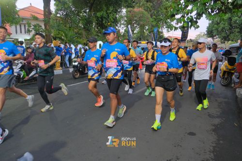 Race photo from Isoplus Run 2024 Surabaya